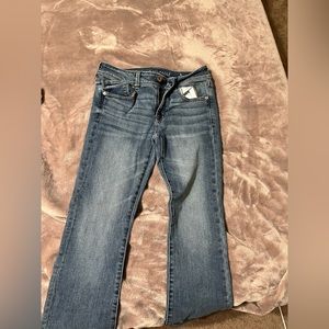 American eagle bootcut jeans size 6.